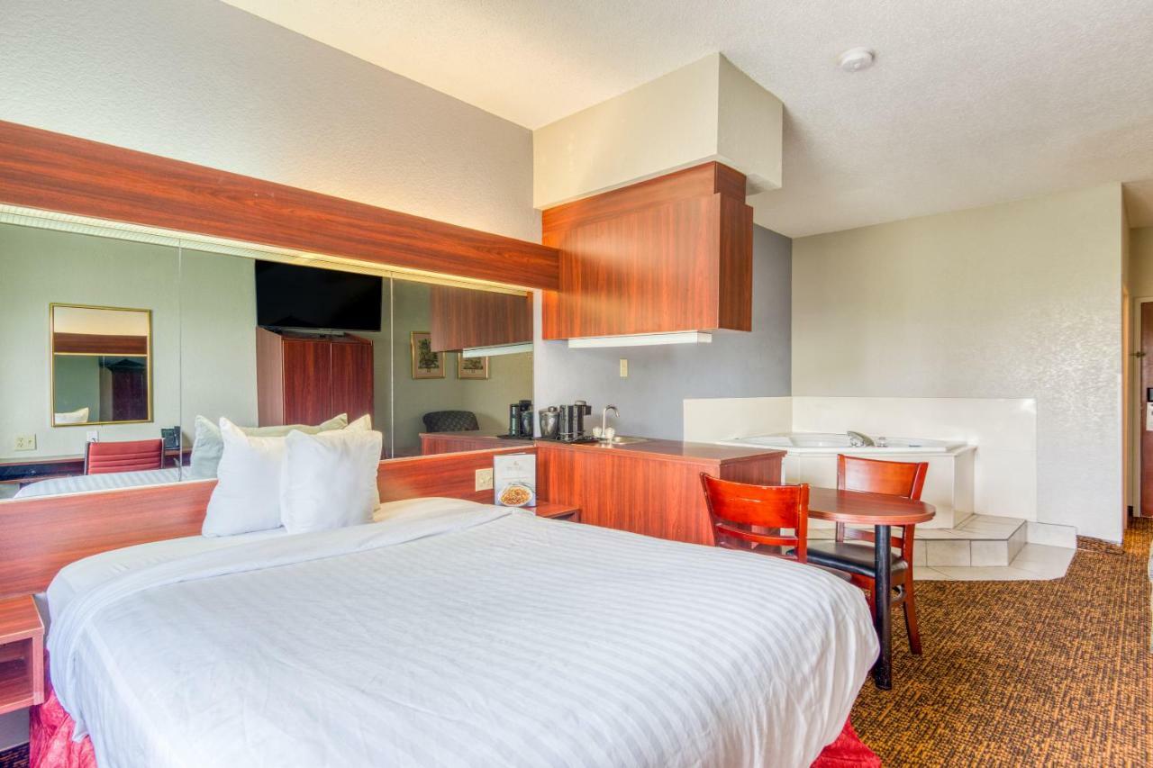 Trident Inn & Suites, Baton Rouge (Adults Only) Prairieville Extérieur photo